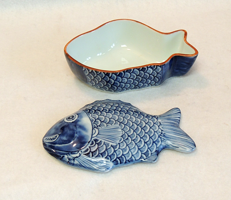 Vintage Hand Painted Blue & White Porcelain Fish Shaped Covered Bowl