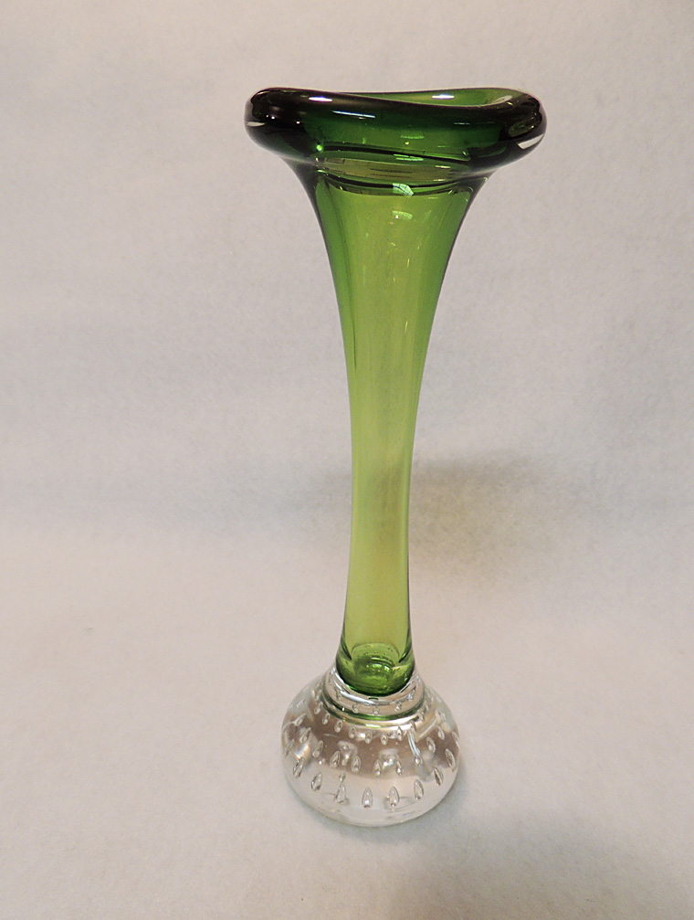 Vintage Mid Century Green Art Glass Controlled Bubble Vase.. Erickson